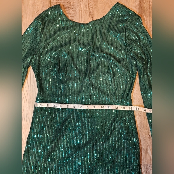 Zip Back Sequin Bodycon Prom Dress - Picture 3 of 4